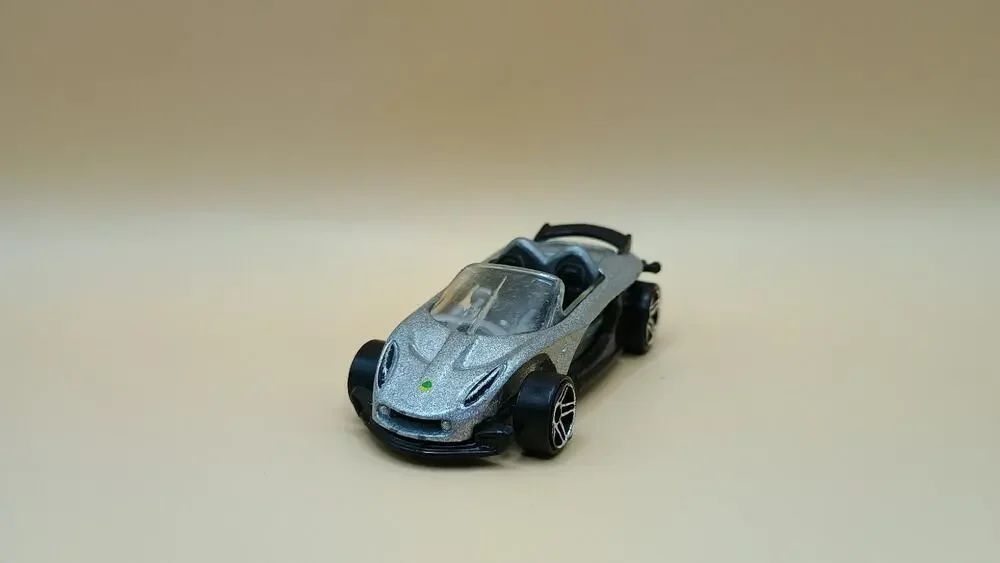 2000 Hot Wheels Lotus Elise 340R Silver Malaysia